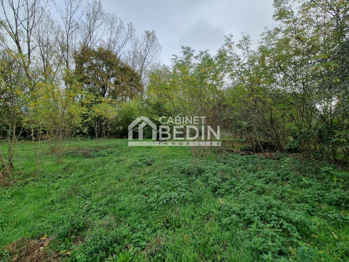 Achat terrain a batir la brede