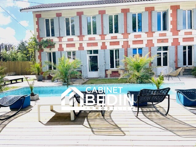 Achat Maison 9 pièces Salles 6 chambres