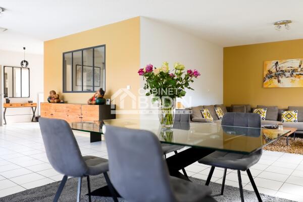 Vente Maison 6 pieces Pessac 4 chambres