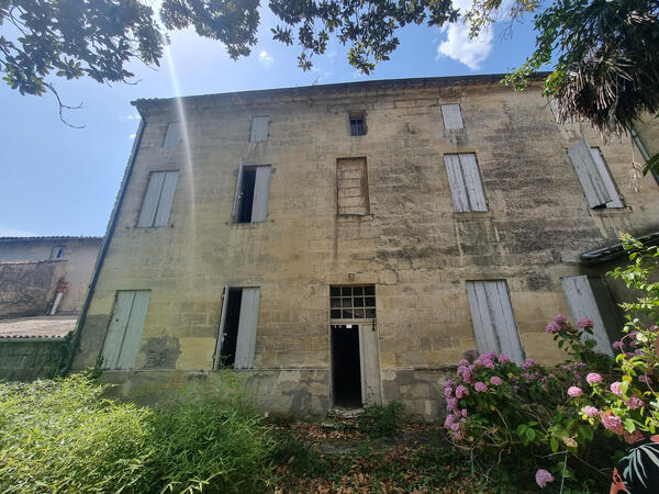 Vente Maison 9 pieces St Medard De Guizieres 4 chambres