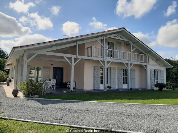 Vente Maison T5 Prignac Et Marcamps 4 chambres