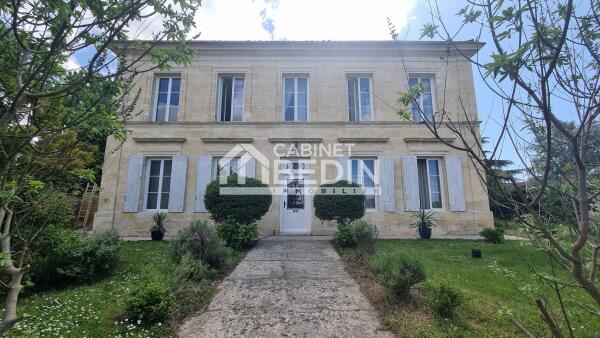 Vente Maison 8 pieces Bourg 4 chambres
