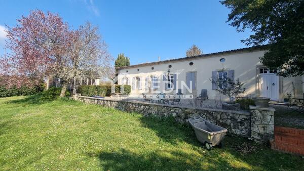 Achat Maison 9 pièces Bayon Sur Gironde 5 chambres