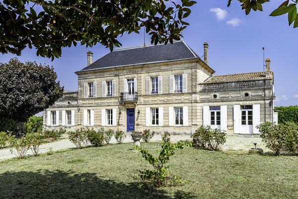 Achat Maison 11 pièces Tauriac 7 chambres