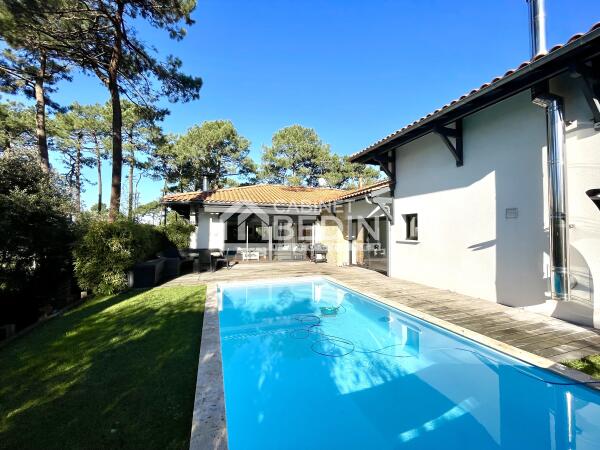 Vente Maison 12 pieces Pyla Sur Mer 9 chambres