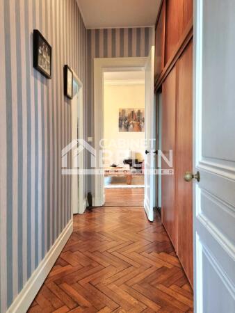 Vente Appartement 7 pieces Bordeaux 5 chambres