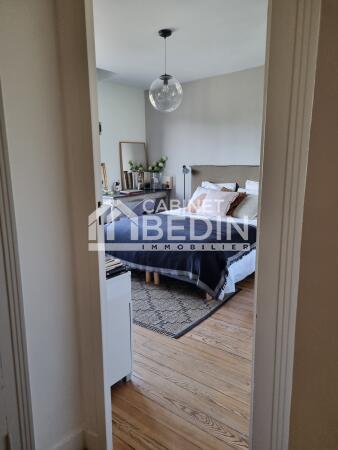 CHAMBRE 1AVEC SALLE DE BAIN 1