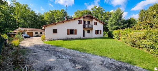Vente Maison 7 pieces St Selve 4 chambres