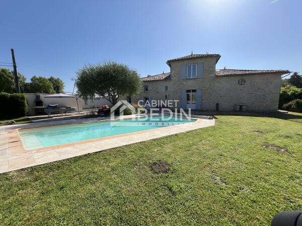 Vente Maison 7 pieces Genissac 5 chambres