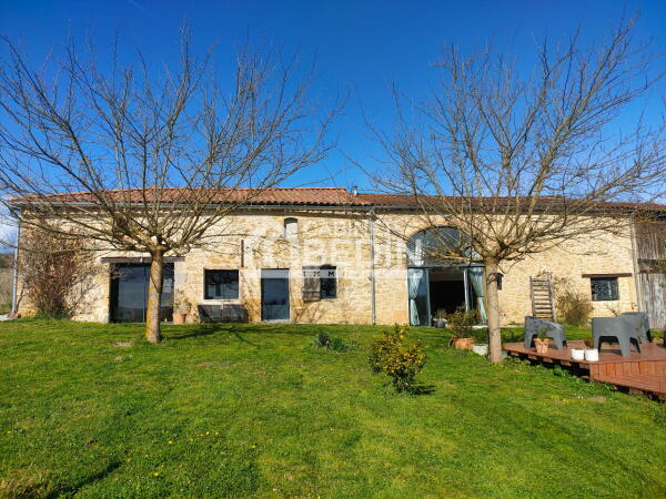 Vente Maison T5 St Martin De Sescas 3 chambres