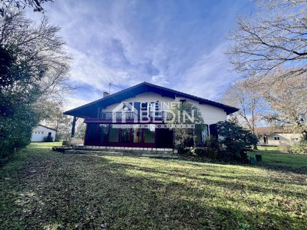 Vente Maison 9 pieces St Loubes 7 chambres