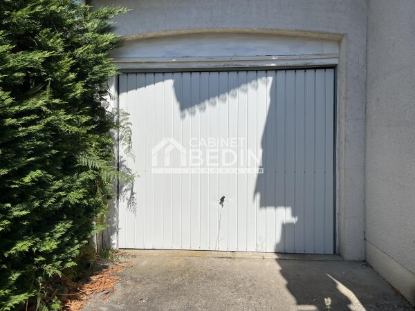 Grand Garage