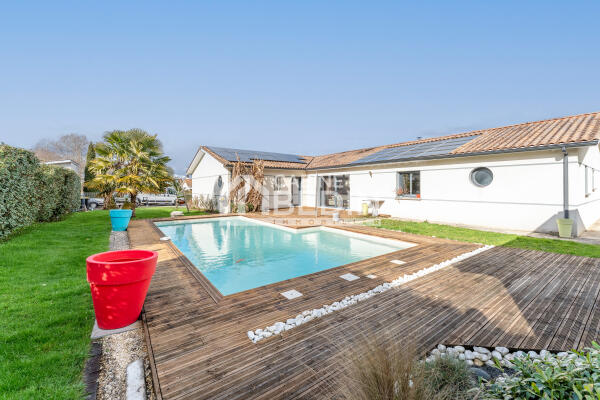 Vente Maison 6 pieces Cursan 4 chambres