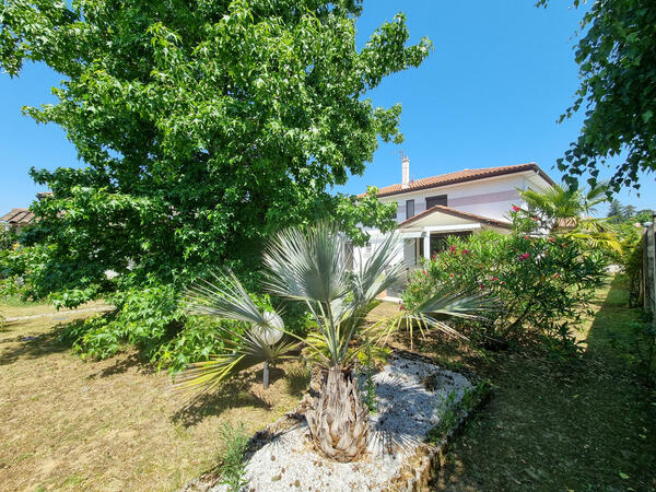 Achat Maison 8 pieces Camblanes Et Meynac 5 chambres