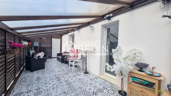 HEUGAS MAISON DE 5 PIECES