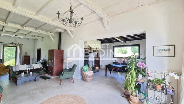 Vente Maison 6 pieces Pouillon 4 chambres