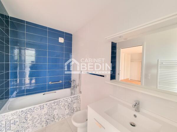 APPARTMENT GARAGE BALCON 5 CHAMBRES