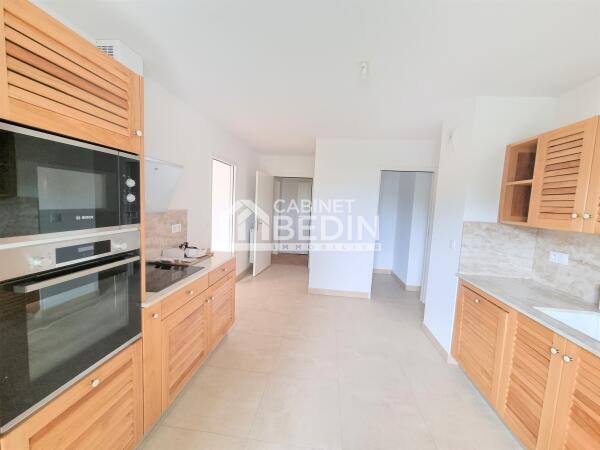 APPARTMENT GARAGE BALCON 5 CHAMBRES