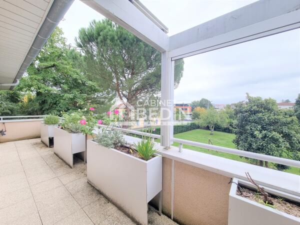 APPARTMENT GARAGE BALCON 5 CHAMBRES