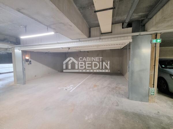 APPARTMENT GARAGE BALCON 5 CHAMBRES