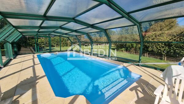 HEUGAS maison de 9 pièces