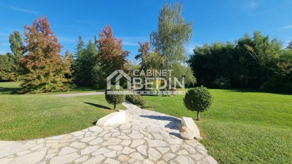 HEUGAS maison de 9 pièces