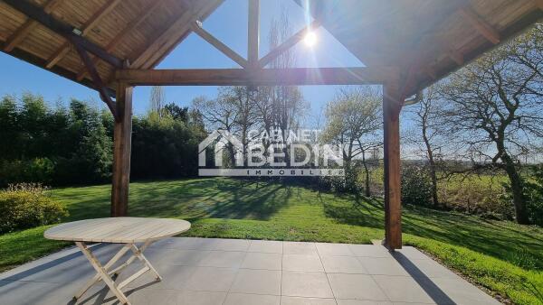 HEUGAS maison de 9 pièces