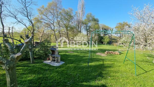 HEUGAS maison de 9 pièces