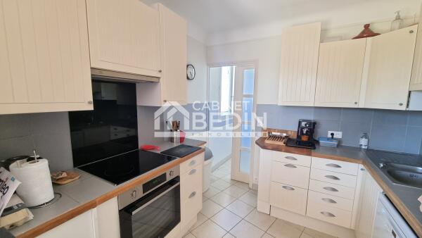 HEUGAS maison de 9 pièces