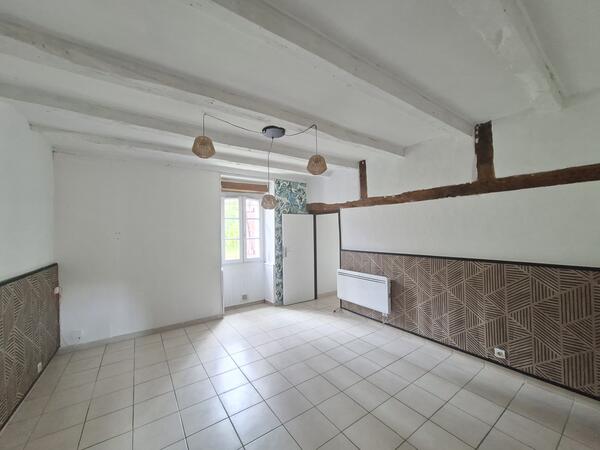 CASTELNAU CHALOSSE maison F6