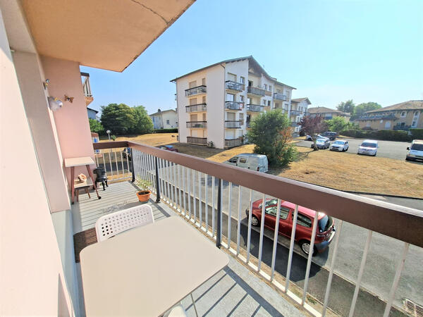 T2 DAX parking balcon ascenseur