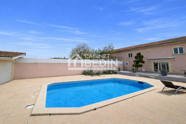 Vente Maison T5 Ambares Et Lagrave 3 chambres