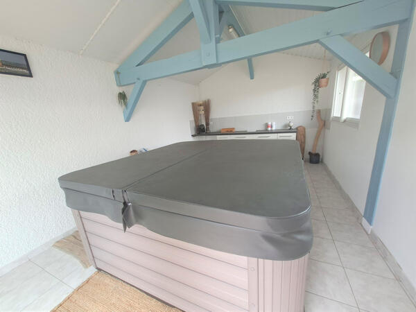 MAISON MAGESCQ PISCINE