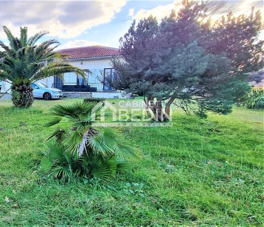 Maison moderne lumineuse plain pied