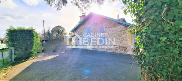 Domaine maison+gites+piscine