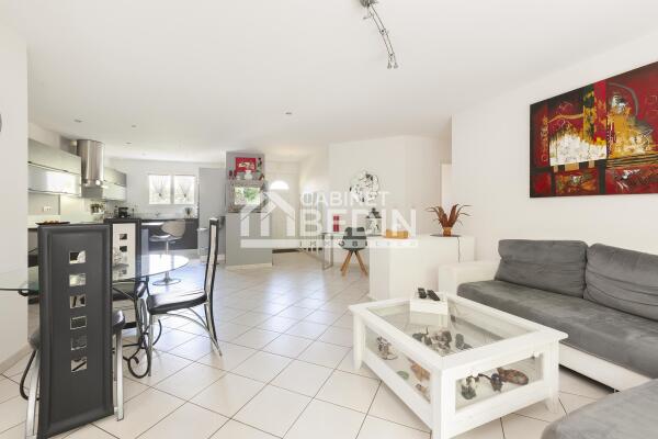 Maison moderne lumineux plain pied