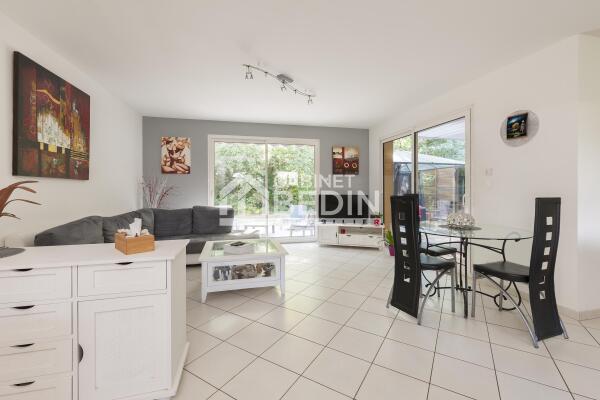 Maison moderne lumineux plain pied