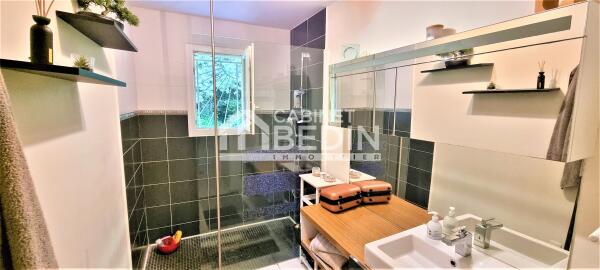 Maison moderne lumineux plain pied