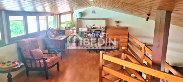 Maison conforatable et dépendance