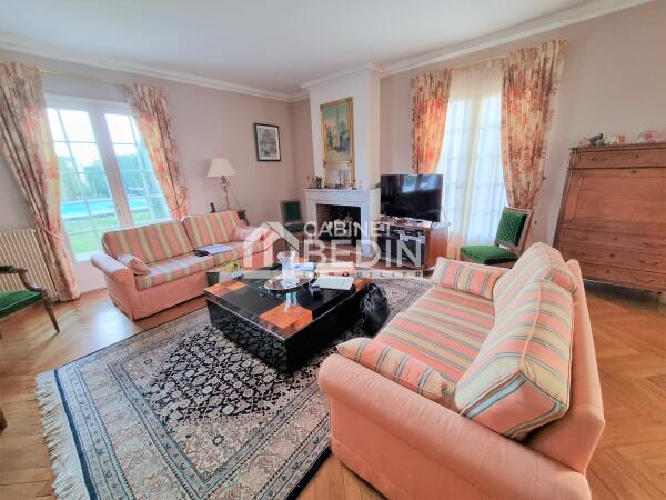 MAISON ST PAUL PISCINE GARAGE