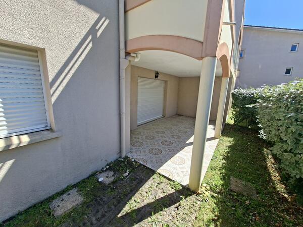 T3 RDC chambres-terrasse- jardin