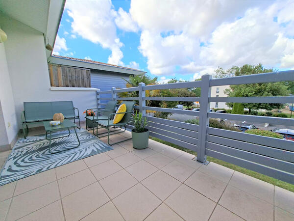 APPARTEMENT PARKING TERRASSE
