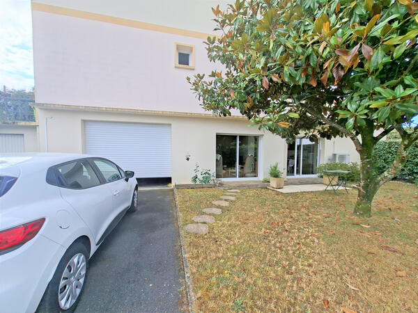 Appartement Plain pied garage T4
