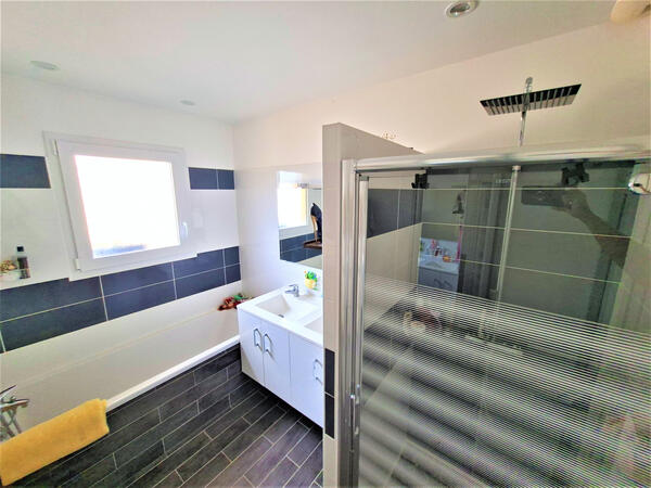 maison moderne de plain pied T4