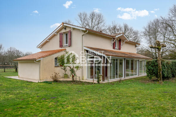 Achat Maison 5 pieces Le Taillan Medoc 4 chambres