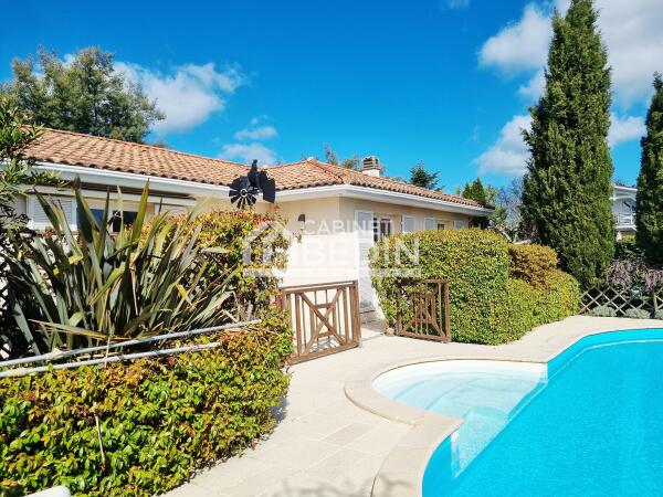 Vente Maison T5 St Medard En Jalles 3 chambres