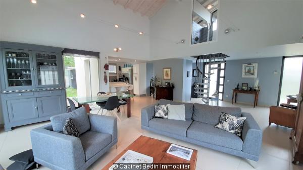 Vente Maison 7 pieces St Morillon 5 chambres
