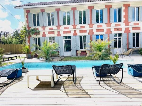 Achat Maison 9 pièces Salles 6 chambres