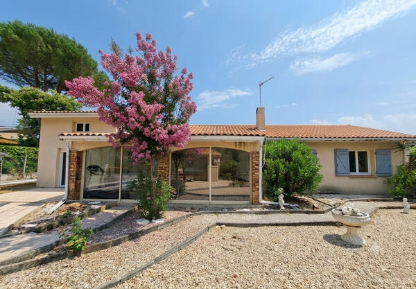 Vente Maison 7 pieces Fargues St Hilaire 5 chambres