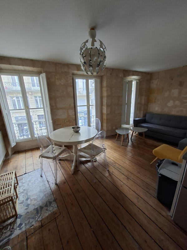 Location Appartement 2 pieces Bordeaux 1 chambre
